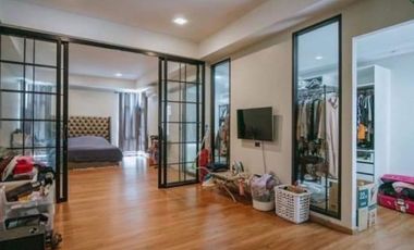 [Sale with Tenant] 3 Storey Detached House with Warehouse