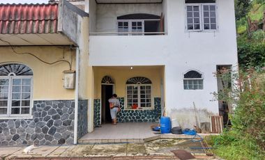 Dijual Rumah Villa Jalan Raya Puncak  - Gadog Cipanas Cianjur Jawa Barat Pinggir Jalan Raya Sangat Strategis Harga Murah!