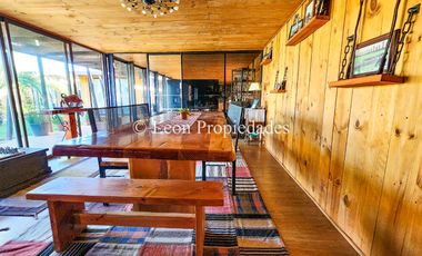 Se vende Gran casa en parcela, en prestigioso condominio, sector Los Naranjos, Curacaví.