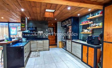 Se vende Gran casa en parcela, en prestigioso condominio, sector Los Naranjos, Curacaví.