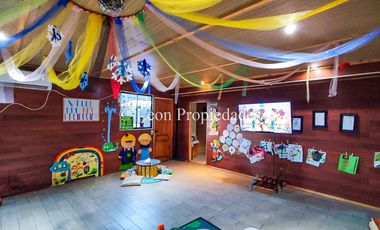 Se vende Gran casa en parcela, en prestigioso condominio, sector Los Naranjos, Curacaví.