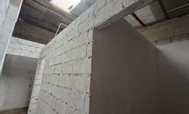 Vendo terreno y bodega cerca del Complejo Parque California, Guayaquil