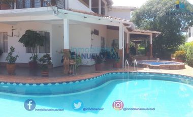 VENTA DE GRAN CASA CAMPESTRE  VIA PUERTO LOPEZ