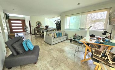 Las Cañadas Casa en Venta en Coto La Pradera con Elevador