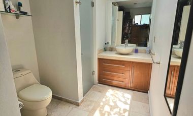 Las Cañadas Casa en Venta en Coto La Pradera con Elevador