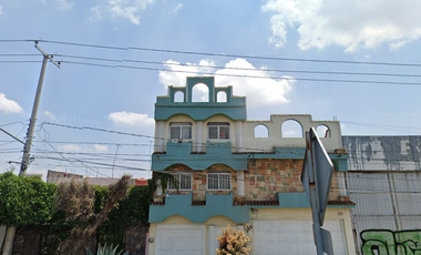 CASA EN RECUPERACION EN LA COL. ROSA LINDA CELAYA GTO - SOH