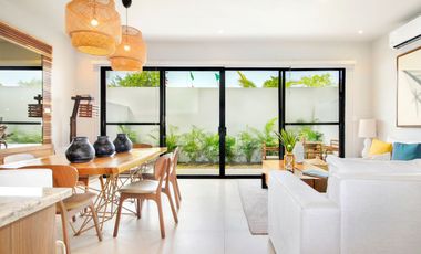 Casa con balcón, alberca común, Pre-construcción, Selvanova, Playa del Carmen