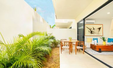 Casa con balcón, alberca común, Pre-construcción, Selvanova, Playa del Carmen