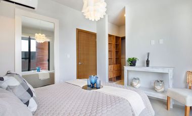 Casa con balcón, alberca común, Pre-construcción, Selvanova, Playa del Carmen