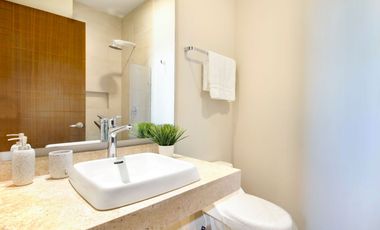 Casa con balcón, alberca común, Pre-construcción, Selvanova, Playa del Carmen