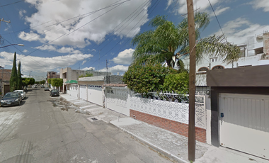 CASA EN RECUPERACION EN LA COLONIA XONA DE ORO CELAYA GTO - SOH