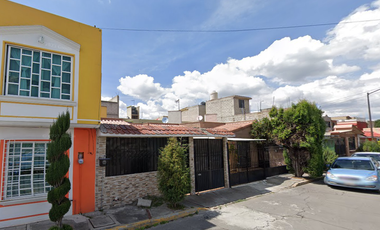 CASA EN RECUPERACION EN LA COL. GEOVILLAS HIDALGO - SOH