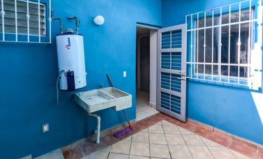 Casa en venta en Villas del Puerto, renovada y con terraza, en Puerto Vallarta