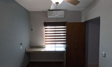 Casa en venta en Villas del Puerto, renovada y con terraza, en Puerto Vallarta