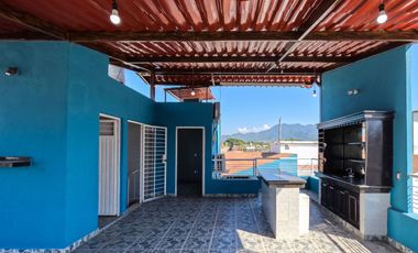 Casa en venta en Villas del Puerto, renovada y con terraza, en Puerto Vallarta