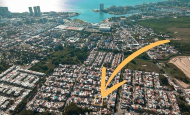 Casa en venta en Villas del Puerto, renovada y con terraza, en Puerto Vallarta