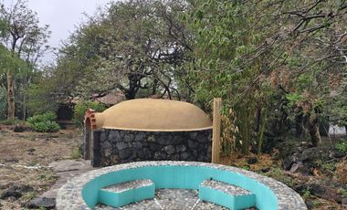 Casa en venta en Tepoztlán Morelos, con amplio terreno
