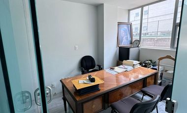 Oficinas en venta con inmejorable ubicación. A una cuadra de Insurgentes sur, dos de Plaza INN, a 5 min de parque la Bombilla.