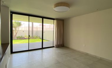 Casa en renta en Bosques del Refugio