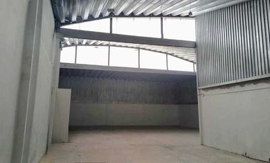 Excelente bodega totalmente remodelada en zona Santa Tere