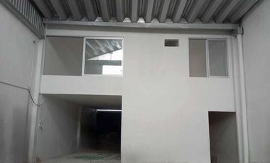 Excelente bodega totalmente remodelada en zona Santa Tere