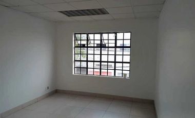 Excelente bodega totalmente remodelada en zona Santa Tere