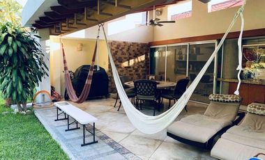 Hermosa casa en venta en condominio privado - Fracc. Colinas de Santa Fe, Xochitepec Mor.