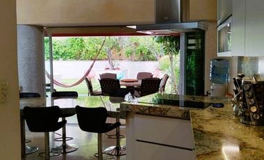 Hermosa casa en venta en condominio privado - Fracc. Colinas de Santa Fe, Xochitepec Mor.