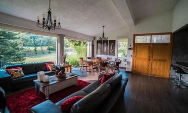 Preciosa Casa en venta en Club de Golf Santa Fe