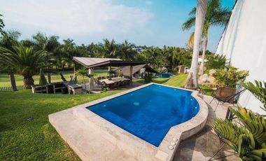 Preciosa Casa en venta en Club de Golf Santa Fe
