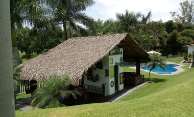 Preciosa Casa en venta en Club de Golf Santa Fe