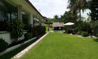 Preciosa Casa en venta en Club de Golf Santa Fe
