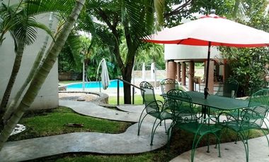 Bonita casa en venta - Fraccionamiento Club de Golf Santa Fe, Xochitepec, Morelos
