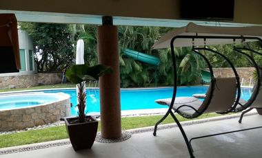 Bonita casa en venta - Fraccionamiento Club de Golf Santa Fe, Xochitepec, Morelos