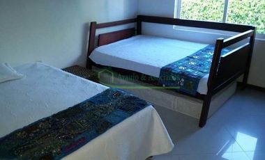 VENDEMOS HERMOSA CASA CON PISCINA PRIVADA