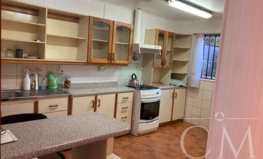 SE vende casa en Avenida Ramon Munita