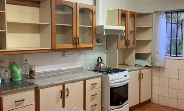 SE vende casa en Avenida Ramon Munita