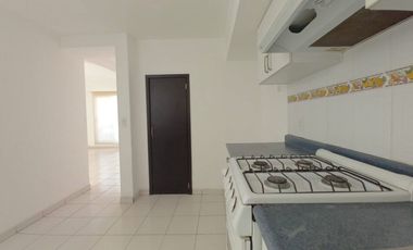 CASA RENTA 3 RECAMARAS CERCA JABIL, CUCEA Y PERIFERICO NORTE
