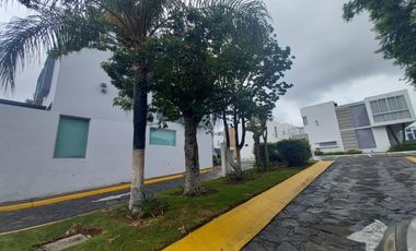 CASA RENTA 3 RECAMARAS CERCA JABIL, CUCEA Y PERIFERICO NORTE