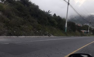 Venta de 4,708 m2 en la Mitad del Mundo