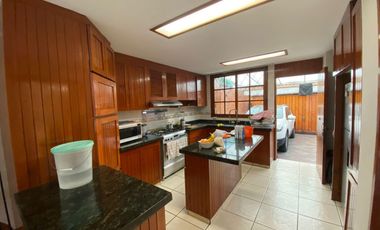 VENDO HERMOSA CASA EN SAN BORJA