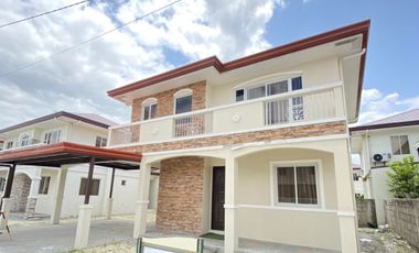 For Sale House and Lot 3-Bedroom With 2 Carport In Solana Casa Real Pampanga