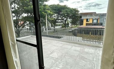 FOUR BEDROOMS HOUSE AND LOT FOR RENT IN AGELES CITY PAMPANGA