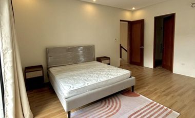 FOUR BEDROOMS HOUSE AND LOT FOR RENT IN AGELES CITY PAMPANGA