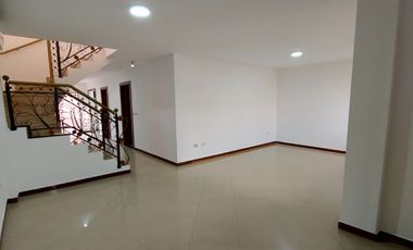 Alquilo casa en Ciudad Celeste 3 habitaciones bonitos acabados