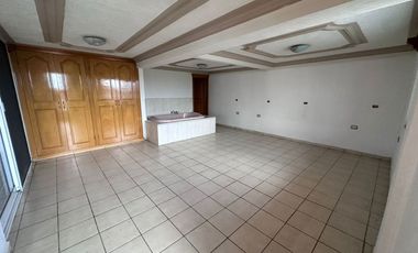 CASA EN RENTA - JARDINES DE IRAPUATO. IRAPUATO, GTO