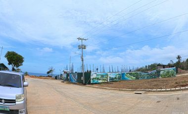 Pre-Selling: Studio Unit, Coral Bay Suites-Luxury Condominium by the Bay, Initao Misamis Oriental
