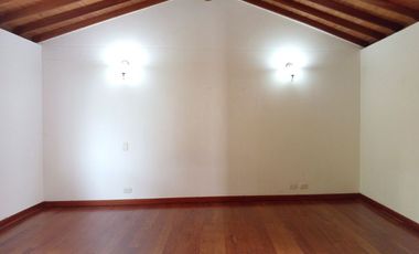45267 Casa en arriendo en el sector La Sebastiana, Envigado