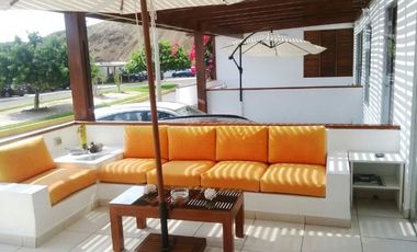 CASA DE PLAYA en ALQUILER / VENTA en CERRO AZUL