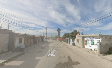 CASA EN CALLE RIO SABINAS, LA RIBERA MONCLOVA, MONCLOVA.  ¡NO CREDITOS!